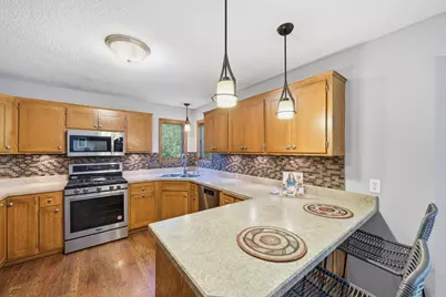13476 Granada Avenue, Apple Valley, MN 55124 - Photo 2