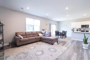 12744 Erskin St NE, Blaine, MN 55449 - Photo 8