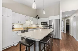 6102 Creek View Trail, Minnetonka, MN 55345 - Photo 10