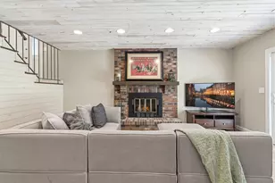 6102 Creek View Trail, Minnetonka, MN 55345 - Photo 20