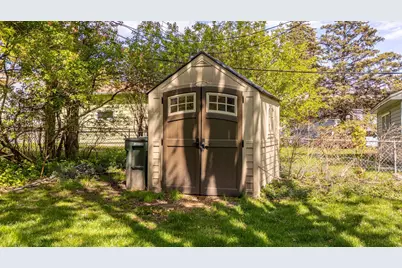 3344 Brunswick Avenue N, Crystal, MN 55422 - Photo 32