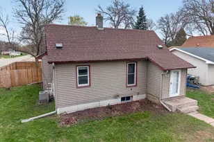 112 Woodland Ave E, Underwood, MN 56586 - Photo 2