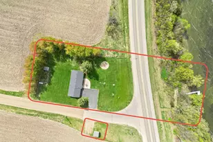 9285 Parley Lake Rd, Waconia, MN 55387 - Photo 4