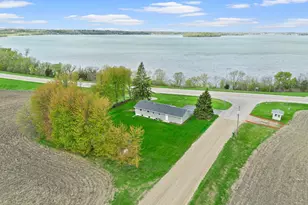 9285 Parley Lake Rd, Waconia, MN 55387 - Photo 10