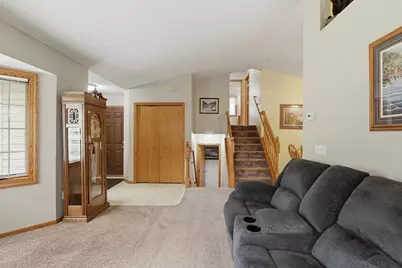 18821 English Avenue, Farmington, MN 55024 - Photo 8
