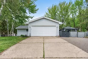 3000 Gettysburg Ave N, New Hope, MN 55427 - Photo 48
