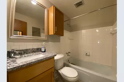2637 S Pleasant Avenue S #5, Minneapolis, MN 55408 - Photo 8