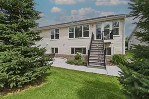1600 Southpoint Dr, Hudson, WI 54016 - Photo 32