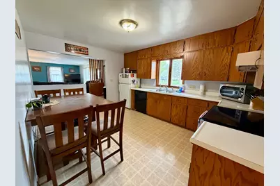556 Elm Avenue, Westbrook, MN 56183 - Photo 10