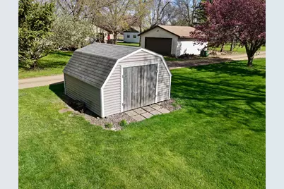 556 Elm Avenue, Westbrook, MN 56183 - Photo 6