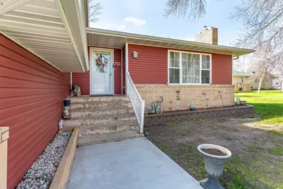 713 7th Avenue Circle SE, Pelican Rapids, MN 56572 - Photo 4