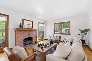 1457 Hoyt Ave W, Falcon Heights, MN 55108 - Photo 4