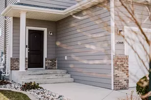 5568 37th Ave S, Fargo, ND 58104 - Photo 2