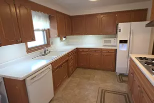 1702 Frank Hall Dr, Albert Lea, MN 56007 - Photo 20