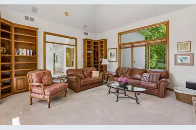 689 Brookside Lane, Mendota Heights, MN 55118 - Photo 8