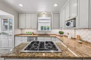 2720 Sunset Blvd, Minneapolis, MN 55416 - Photo 10