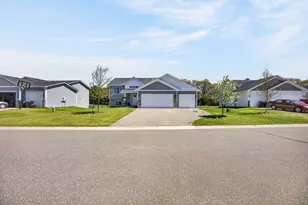 25695 Euclid Ave, Wyoming, MN 55092 - Photo 22