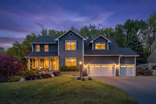 711 Bridle Ridge Rd, Eagan, MN 55123 - Photo 1
