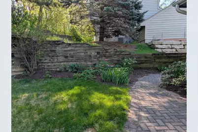 711 Bridle Ridge Road, Eagan, MN 55123 - Photo 8