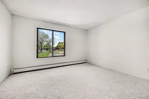 7330 York Ave S, Edina, MN 55435 - Photo 12