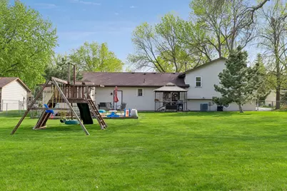 14786 91st Place N, Maple Grove, MN 55369 - Photo 6