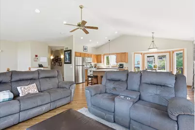 1825 Canton Road, Prescott, WI 54021 - Photo 6