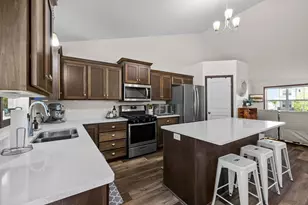 4029 129th St, Savage, MN 55378 - Photo 6