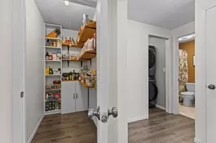 304 Madison Ave S, Edina, MN 55343 - Photo 14