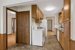 8327 2nd Ave, Bloomington, MN 55420 - Photo 6
