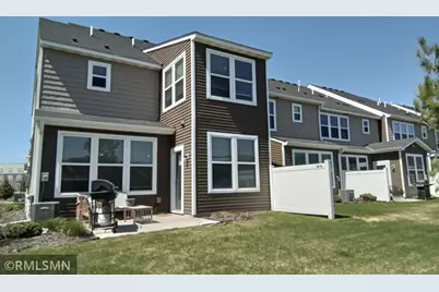 5121 94th Lane N, Brooklyn Park, MN 55443 - Photo 2
