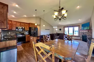1511 Otter Way, New Richmond, WI 54017 - Photo 10