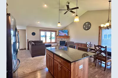 1511 Otter Way, New Richmond, WI 54017 - Photo 8