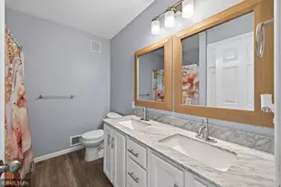 20374 Kensington Way, Lakeville, MN 55044 - Photo 24