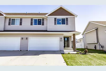 2554 54th Avenue S, Fargo, ND 58104 - Photo 2