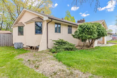 7012 Newton Avenue N, Brooklyn Center, MN 55430 - Photo 24