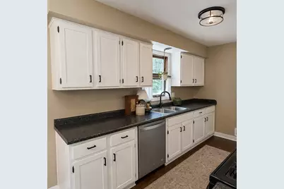 1617 Woodland Drive, Red Wing, MN 55066 - Photo 12