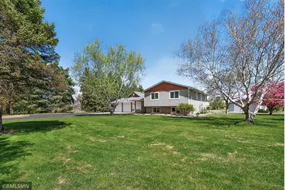 14331 Armstrong Boulevard NW, Ramsey, MN 55303 - Photo 2
