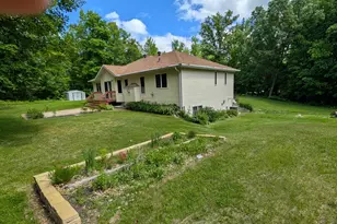 18400 Shorewood Ct NW, Bemidji, MN 56601 - Photo 4