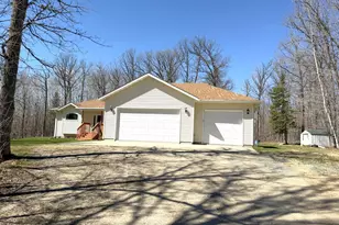 18400 Shorewood Ct NW, Bemidji, MN 56601 - Photo 2
