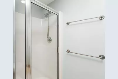 214 S 32nd Avenue E, Duluth, MN 55812 - Photo 32