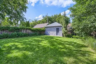 1017 18 1/2 Ave NE, Minneapolis, MN 55418 - Photo 38
