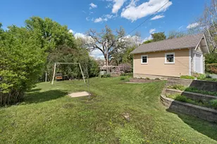 122 E University St, Owatonna, MN 55060 - Photo 36