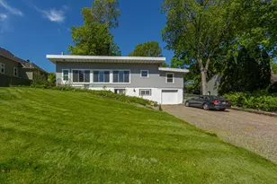 223 Central Ave N, Wayzata, MN 55391 - Photo 1