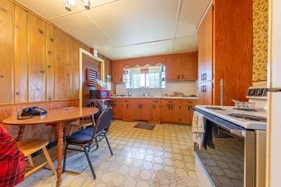 223 Central Avenue N, Wayzata, MN 55391 - Photo 38