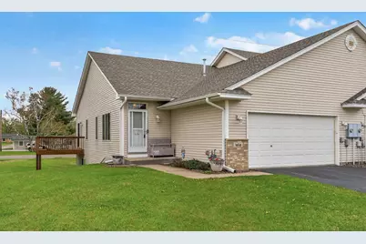 1614 15th Avenue N, Princeton, MN 55371 - Photo 2