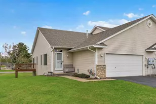 1614 15th Ave N, Princeton, MN 55371 - Photo 2