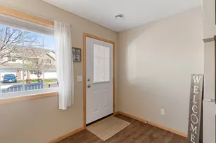 16373 Elm Creek Ln, Lakeville, MN 55044 - Photo 4