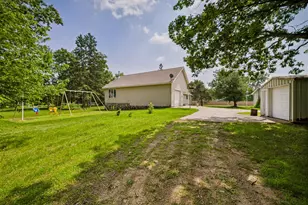 27181 Ridgewood Dr, Merrifield, MN 56465 - Photo 18