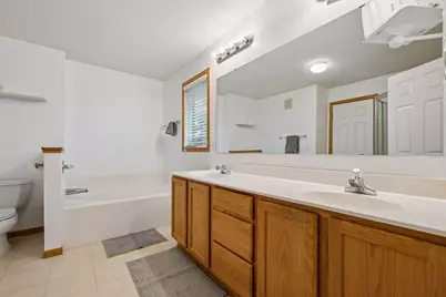 17210 49th Avenue N #B, Plymouth, MN 55446 - Photo 28