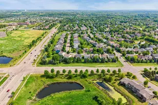 10828 Ashley Ln, Woodbury, MN 55129 - Photo 6